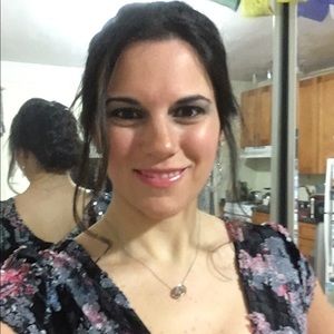 Meet your Posher, Vanessa